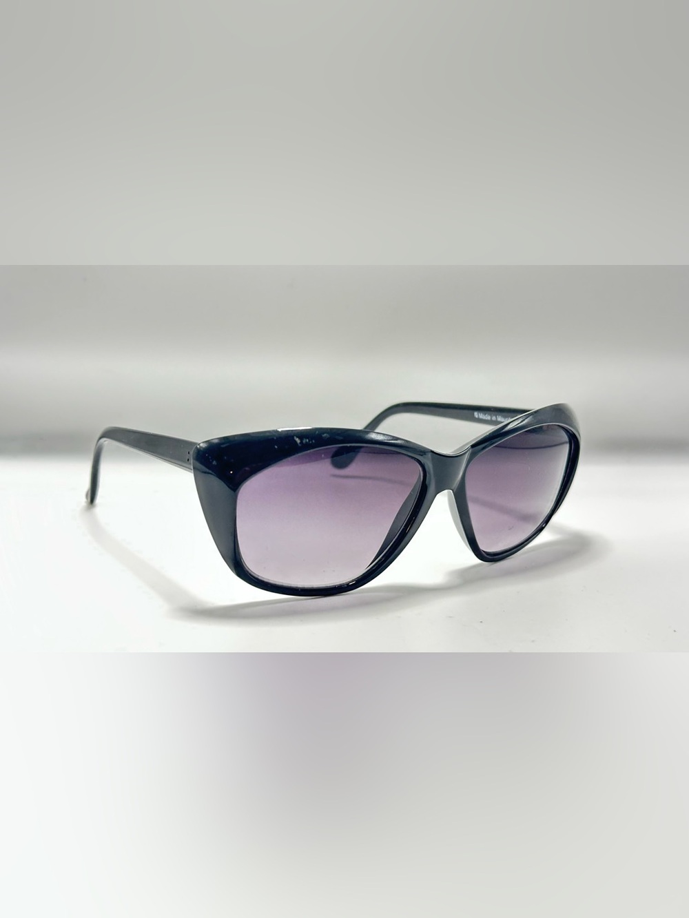 Liz Claiborne Black Oval Sunglasses Frames Only